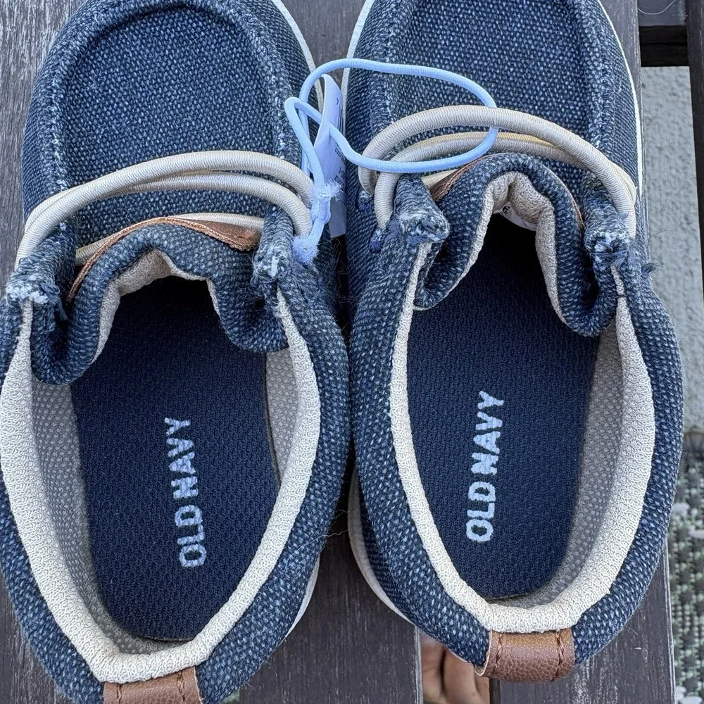 NWOB Old Navy Kids 6 Blue Loafer Shoes Preppy Canvas 416608-00-1